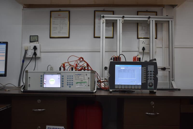K2006 reference standard and calibration test set on workbench at SDES NABL accredited lab